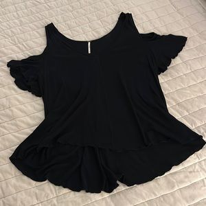 Free People Flowy Top Size S/P excellent condition